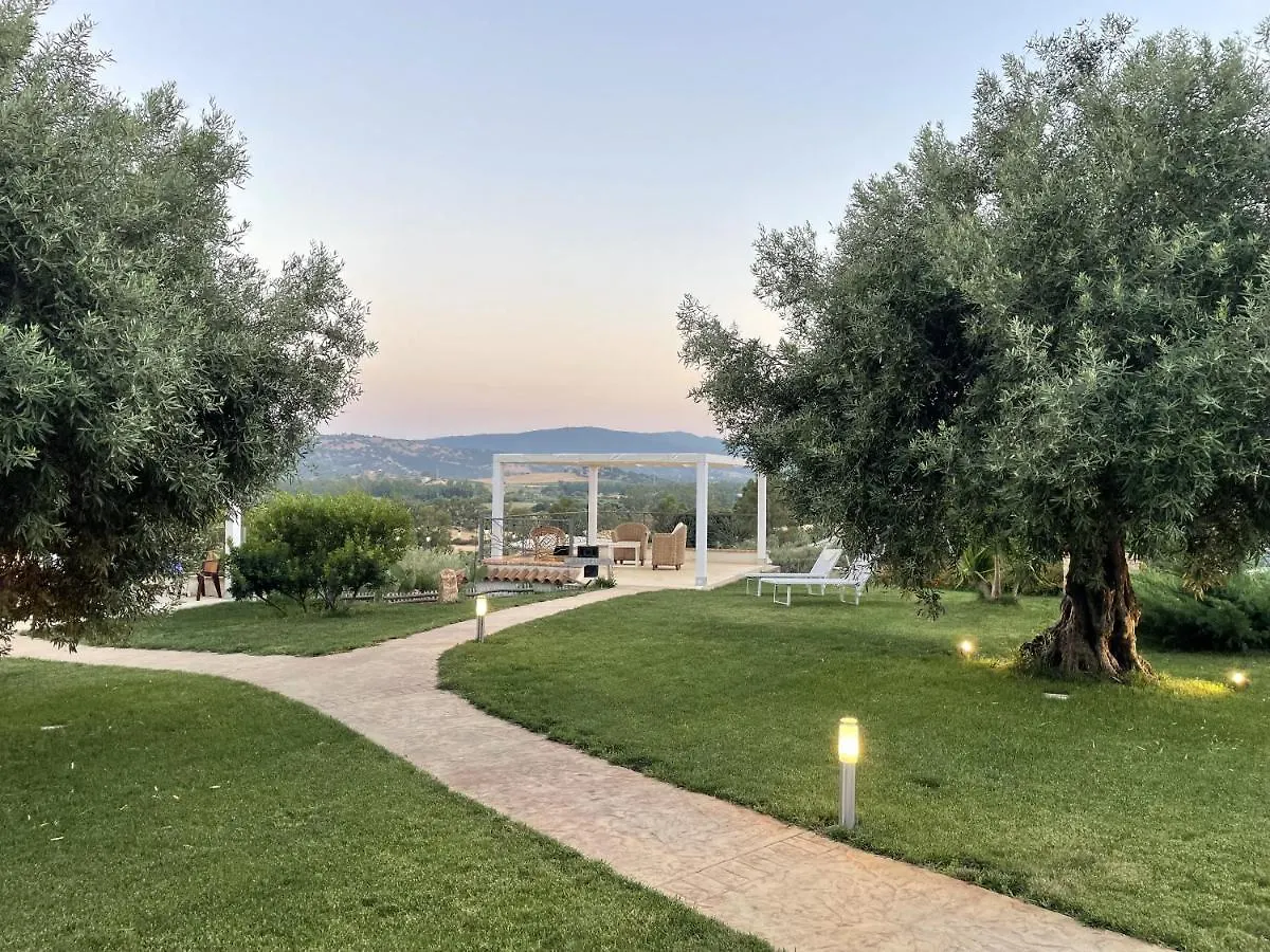 ***  Hotel Essenza Di Mirto La Caletta Italy