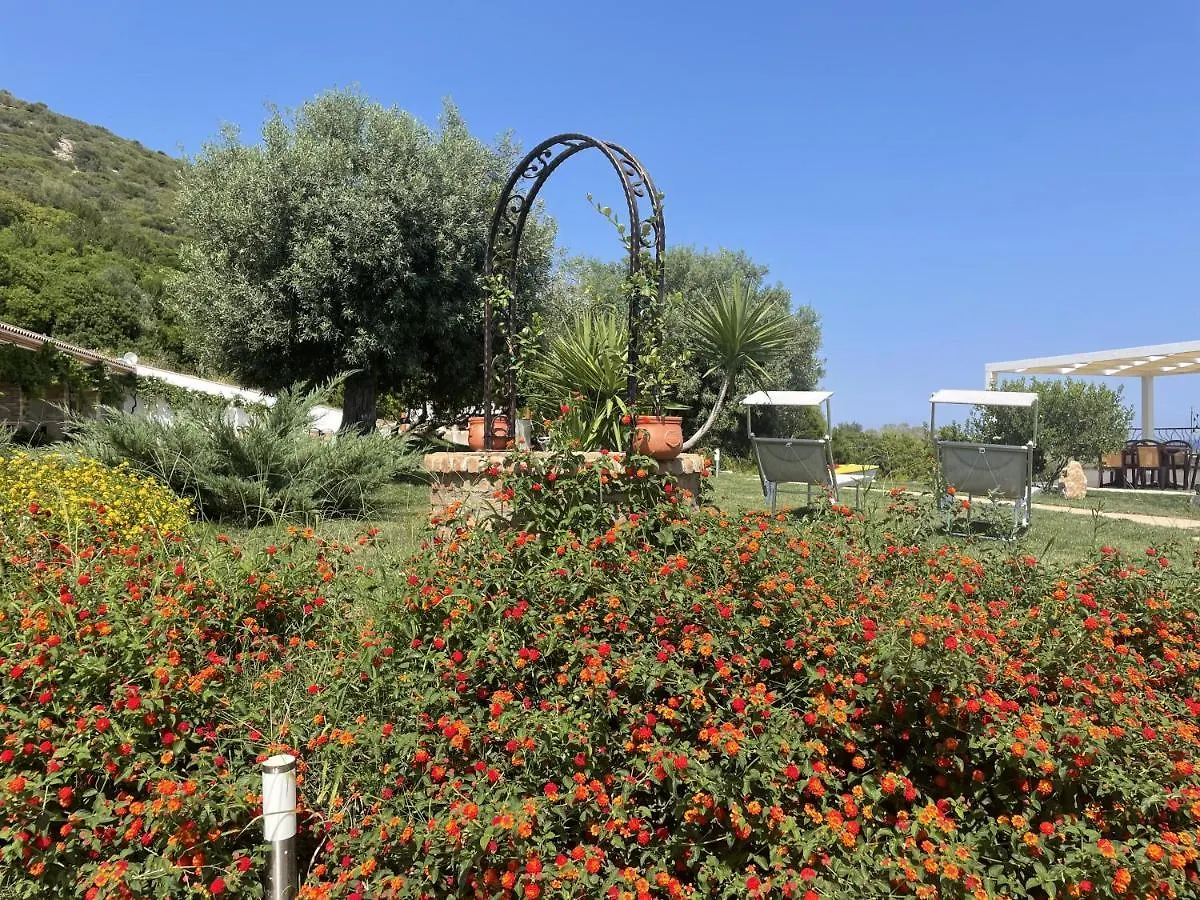 Hotel Essenza Di Mirto La Caletta