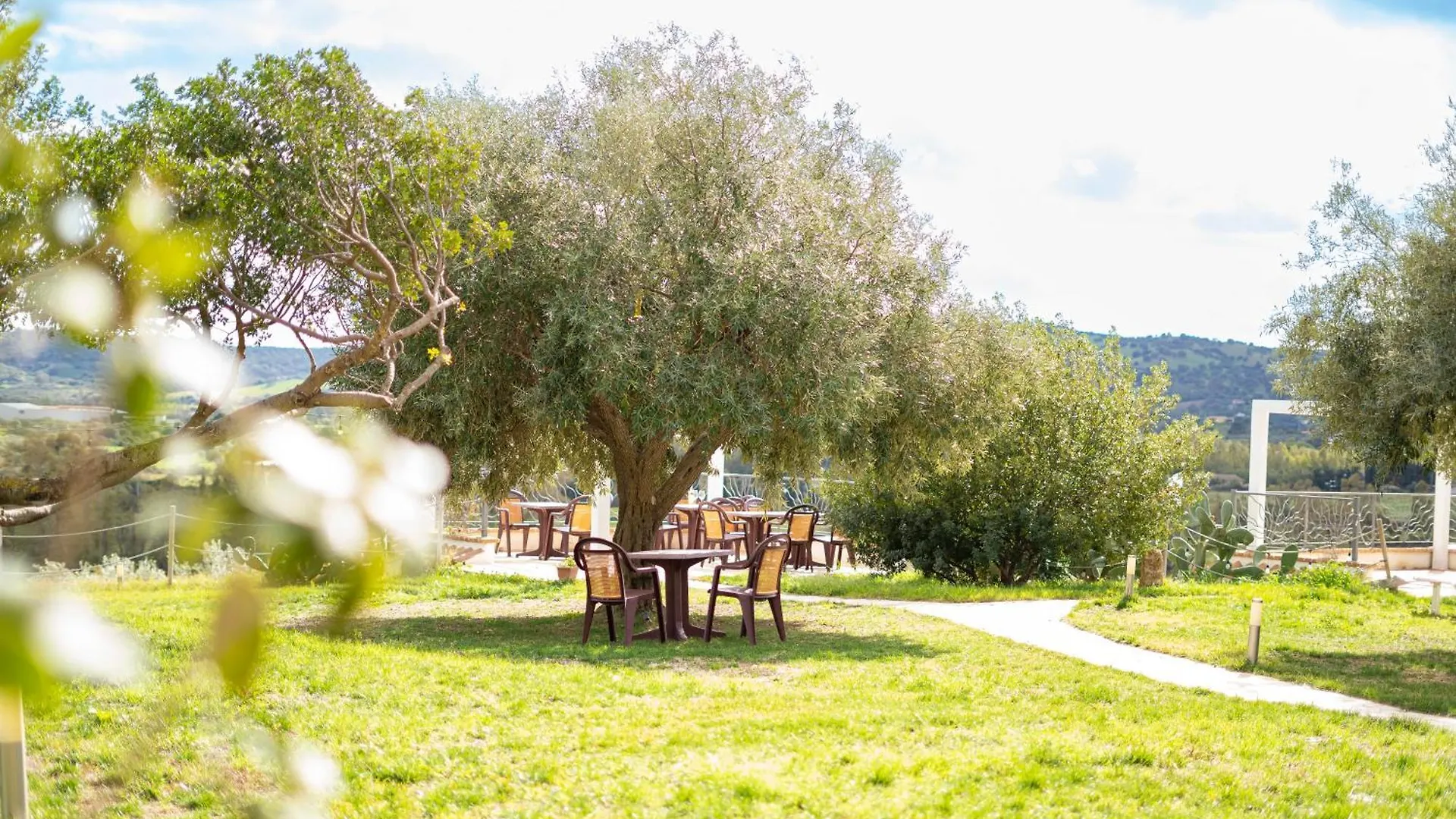 Hotel Essenza Di Mirto La Caletta 3*,  Italy