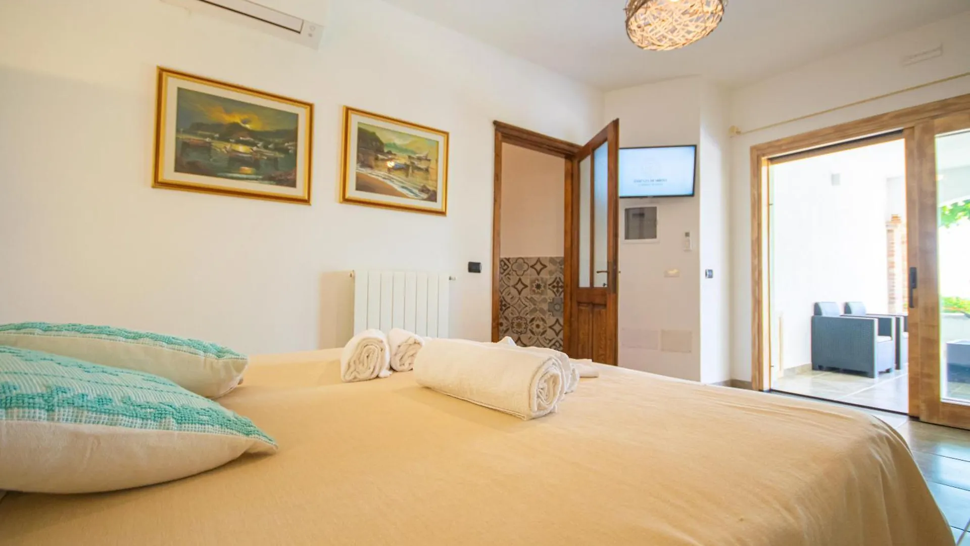 Hotel Essenza Di Mirto La Caletta